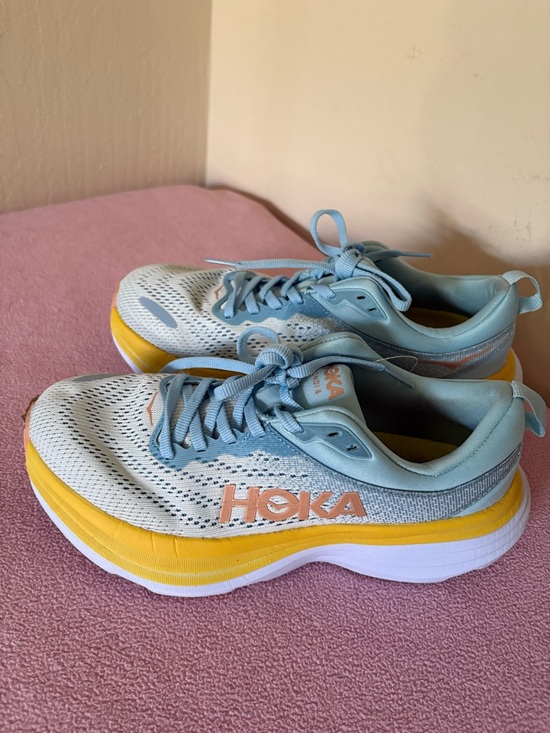 Hoka Bondi 8 Women Shoes Sneakers Excellent Condition Size 7B - Picture 2 of 9